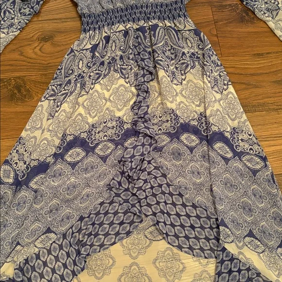 Misa Los Angeles High/Low Bohemian Maxi Dress with Blue and Cream Patterns - Picture 8 of 13